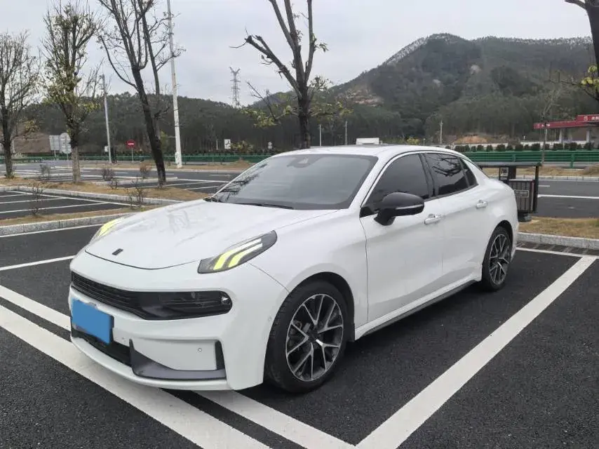 2018 Toyota C-HR 2.0L 171HP L4 CVT