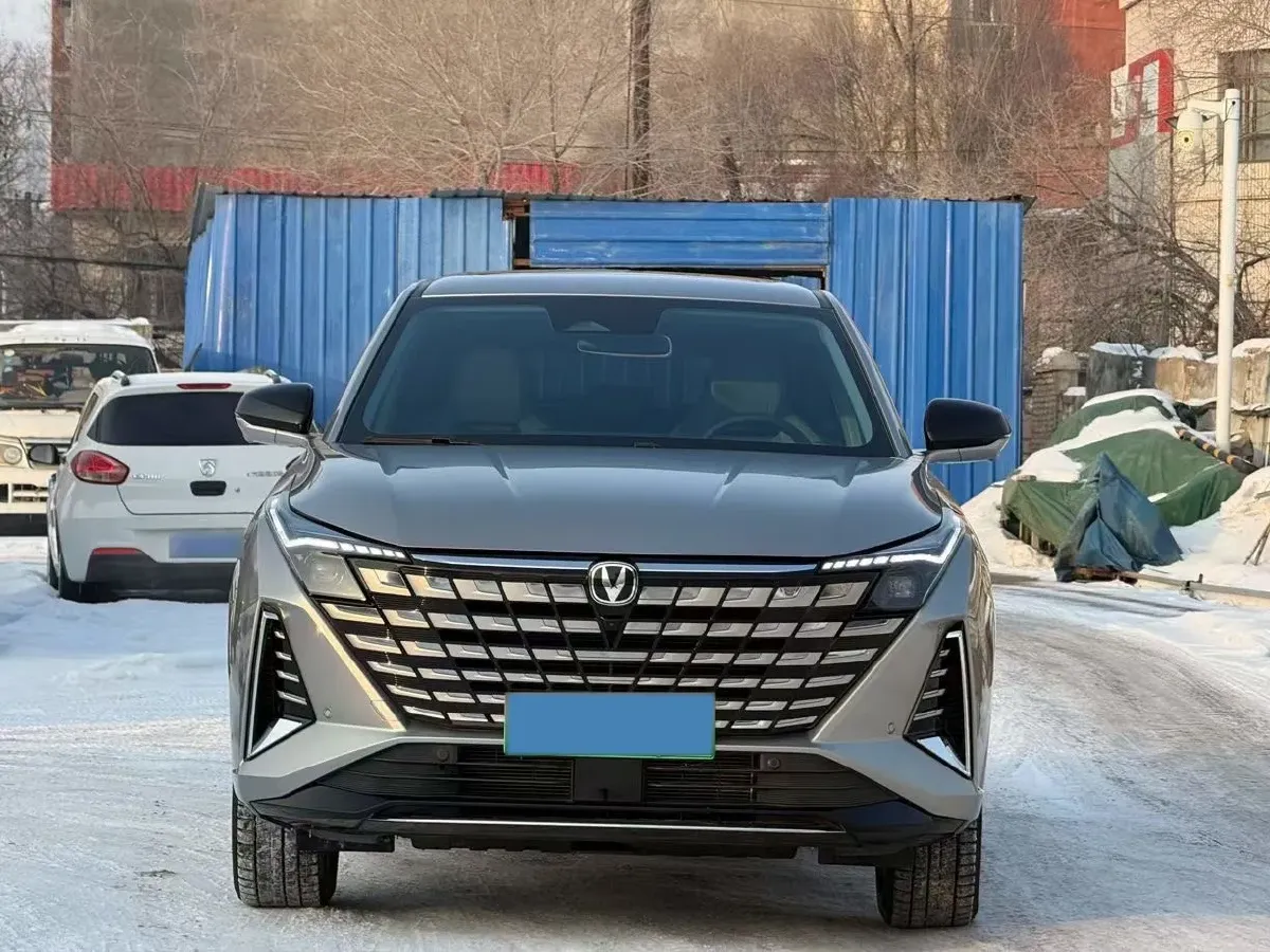 2024 ChangAn UNI-Z 1.5L 98HP L4 E-CVT PHEV 18.4KWH,autocango,china used car exporter,china ev exporter,chinese used car exporter,chinese used ev exporter
