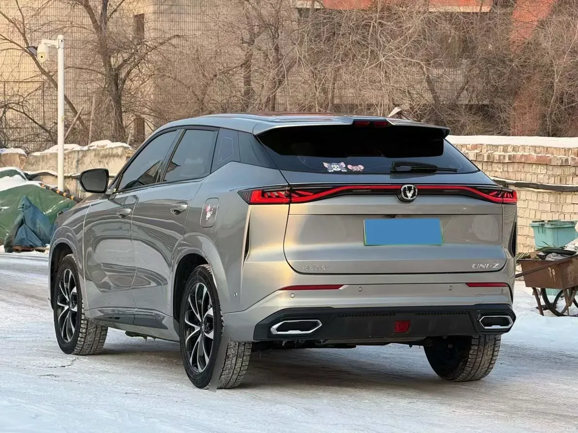 2024 ChangAn UNI-Z 1.5L 98HP L4 E-CVT PHEV 18.4KWH,autocango,china used car exporter,china ev exporter,chinese used car exporter,chinese used ev exporter