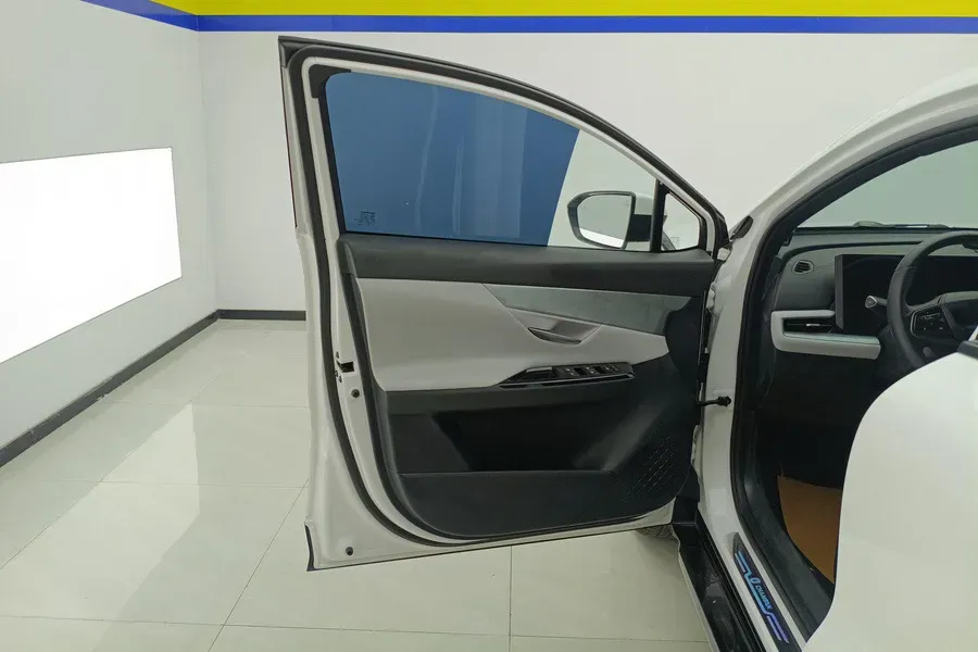 2023 ChangAn UNI-T 1.5T 188HP L4 7DCT,autocango,china used car exporter,china ev exporter,chinese used car exporter,chinese used ev exporter