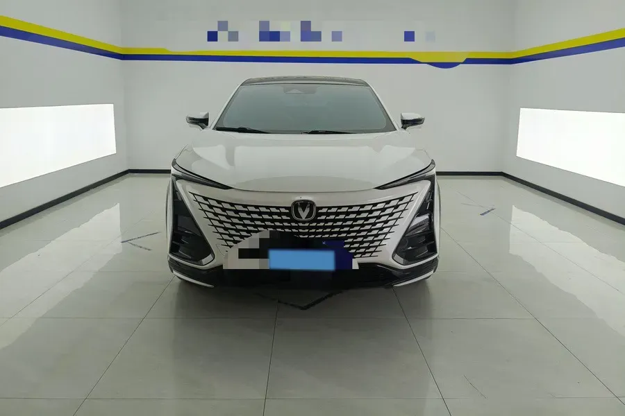 2023 ChangAn UNI-T 1.5T 188HP L4 7DCT,autocango,china used car exporter,china ev exporter,chinese used car exporter,chinese used ev exporter