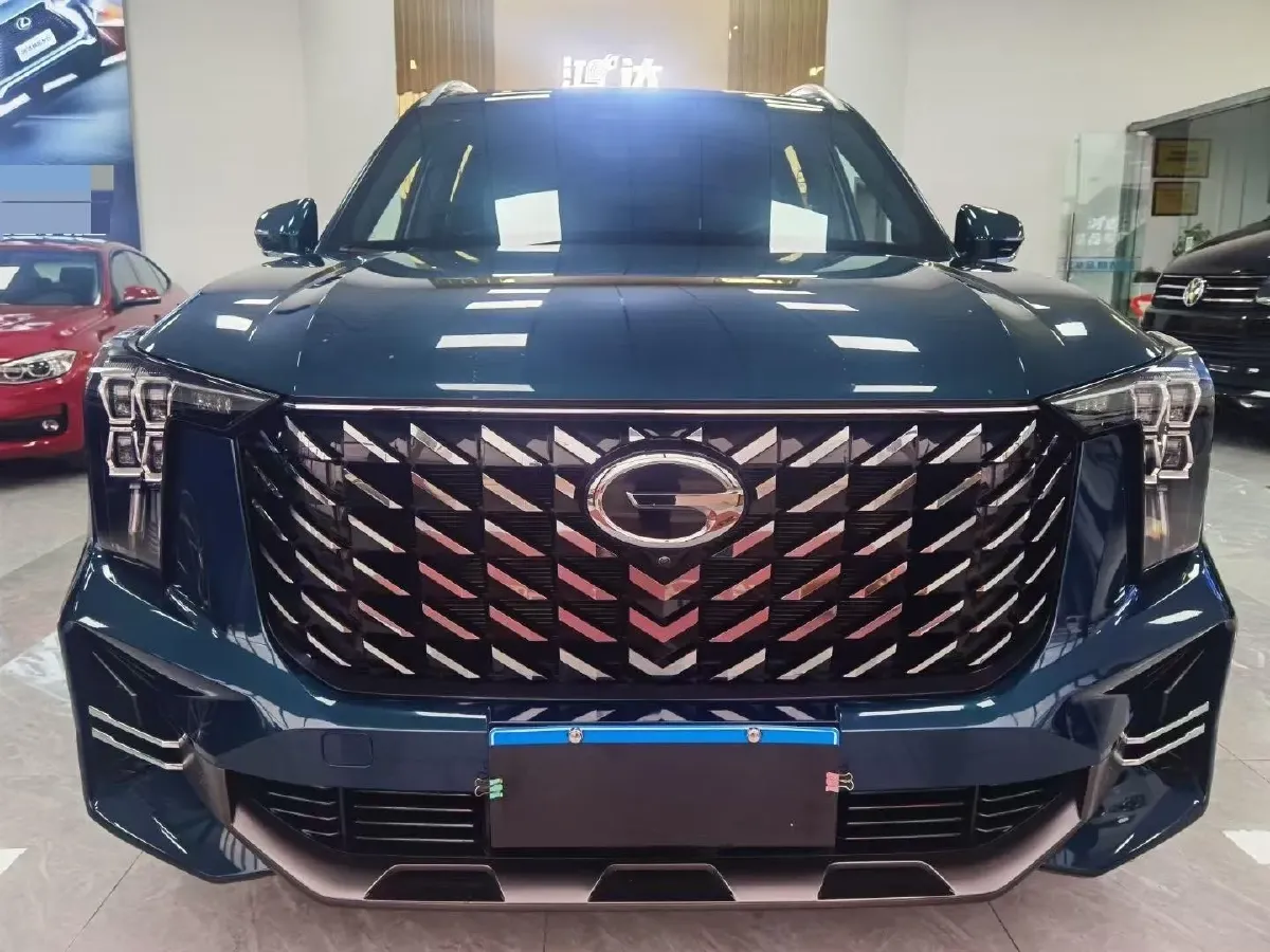 2022 GAC Trumpchi GS8 2.0T 252HP L4 8AT,autocango,china used car exporter,china ev exporter,chinese used car exporter,chinese used ev exporter