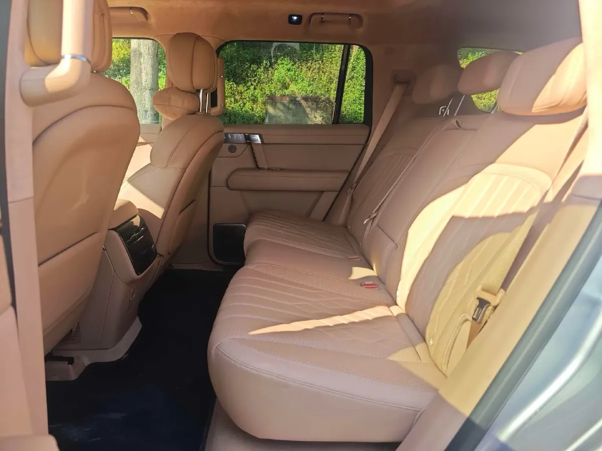 2025 Jetour Zongheng G700 2.0T 211HP L4 2DHT PHEV,autocango,china used car exporter,china ev exporter,chinese used car exporter,chinese used ev exporter