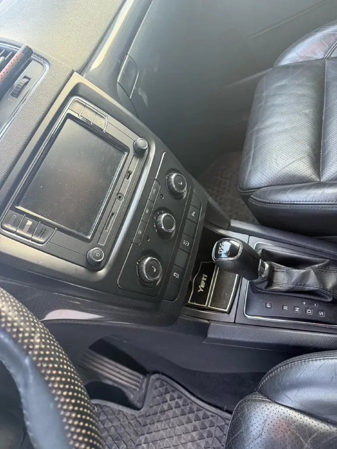 2017 Skoda Yeti 1.4T 150HP L4 7DCT,autocango,china used car exporter,china ev exporter,chinese used car exporter,chinese used ev exporter