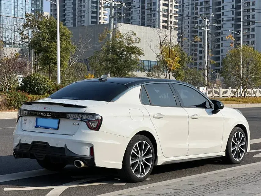 2019 Qoros 5 1.6T 197HP L4 7DCT,autocango,china used car exporter,china ev exporter,chinese used car exporter,chinese used ev exporter
