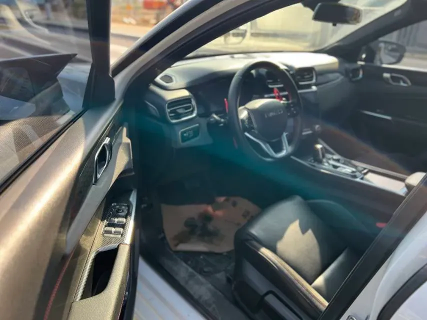 2019 Qoros 5 1.6T 197HP L4 7DCT,autocango,china used car exporter,china ev exporter,chinese used car exporter,chinese used ev exporter