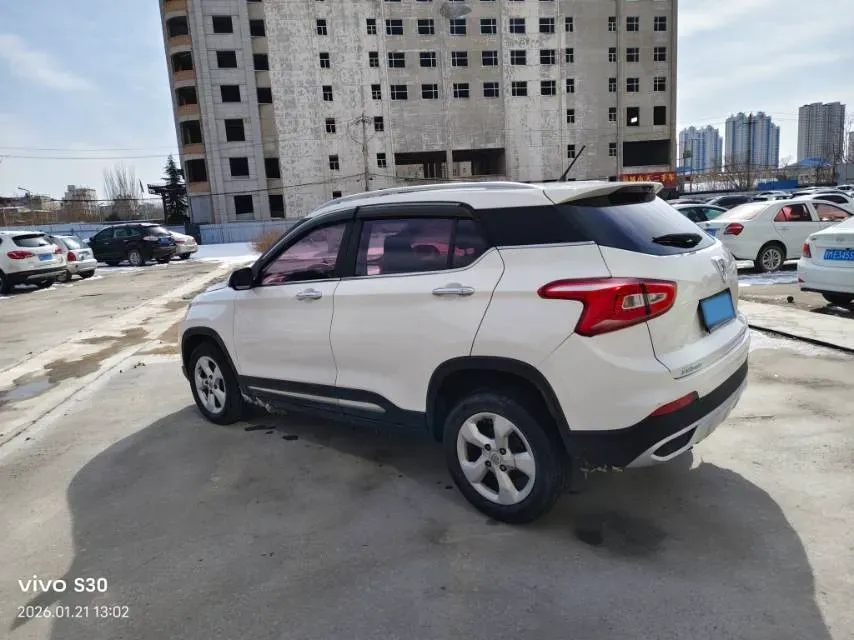 2017 BaoJun 310W 1.5L 105HP L4 6MT,autocango,china used car exporter,china ev exporter,chinese used car exporter,chinese used ev exporter