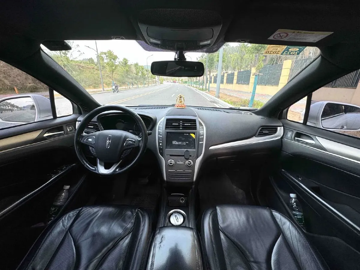 2017 Lincoln MKC 2.0T 203HP L4 6AT,autocango,china used car exporter,china ev exporter,chinese used car exporter,chinese used ev exporter