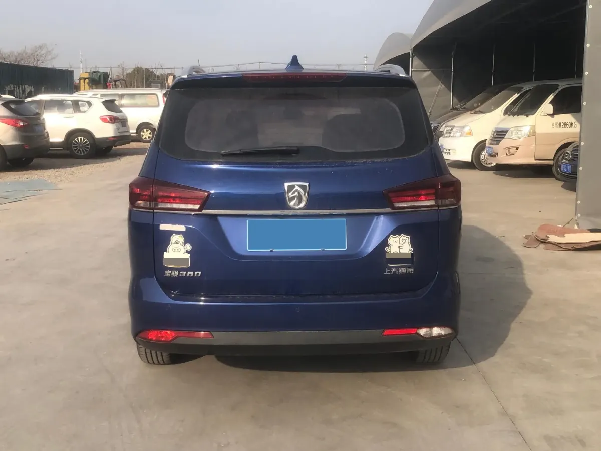 2018 BaoJun 360 1.5L 112HP L4 6MT,autocango,china used car exporter,china ev exporter,chinese used car exporter,chinese used ev exporter