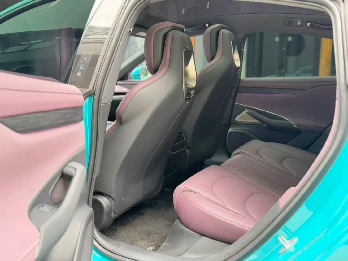 2024 MI SU7 BEV 73.6KWH,autocango,china used car exporter,china ev exporter,chinese used car exporter,chinese used ev exporter