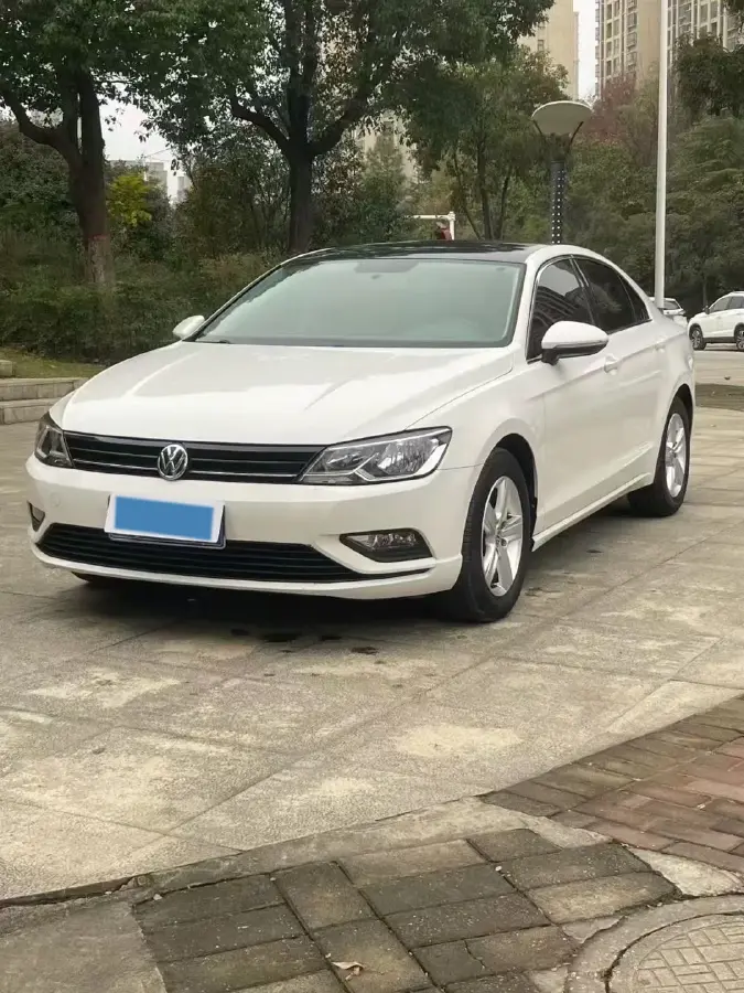 2018 Volkswagen Lamando 1.4T 131HP L4 7DCT