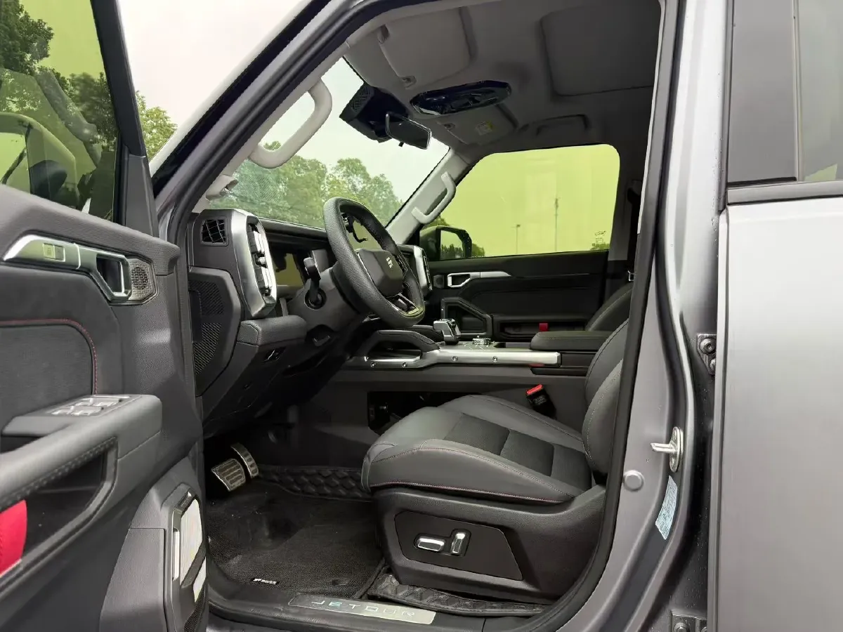 2024 Jetour ShanHai TravellerC-DM 1.5T 156HP L4 3DHT PHEV 43.24KWH,autocango,china used car exporter,china ev exporter,chinese used car exporter,chinese used ev exporter