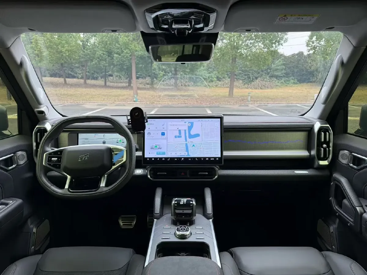 2024 Jetour ShanHai TravellerC-DM 1.5T 156HP L4 3DHT PHEV 43.24KWH,autocango,china used car exporter,china ev exporter,chinese used car exporter,chinese used ev exporter