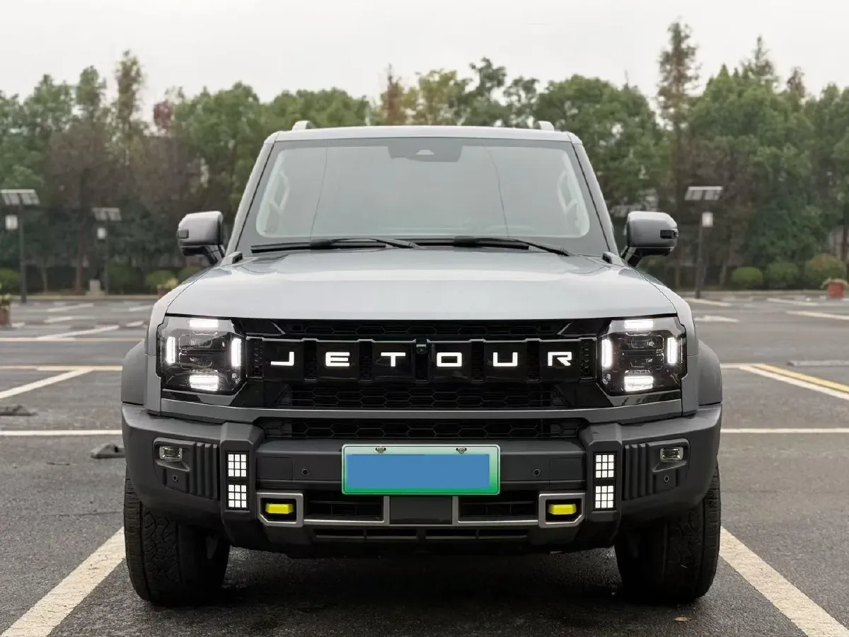 2024 Jetour ShanHai TravellerC-DM 1.5T 156HP L4 3DHT PHEV 43.24KWH,autocango,china used car exporter,china ev exporter,chinese used car exporter,chinese used ev exporter