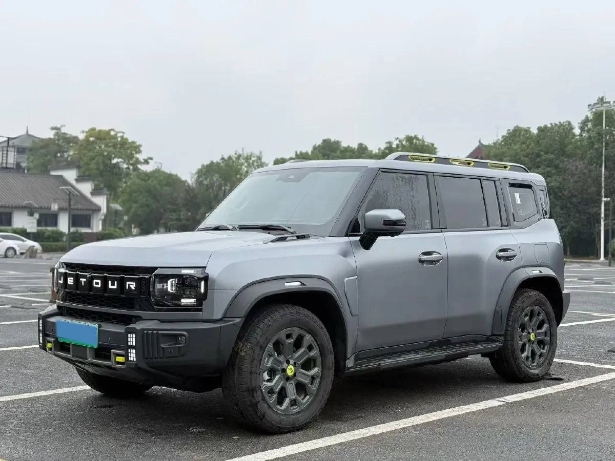 2024 Jetour ShanHai TravellerC-DM 1.5T 156HP L4 3DHT PHEV 43.24KWH,autocango,china used car exporter,china ev exporter,chinese used car exporter,chinese used ev exporter