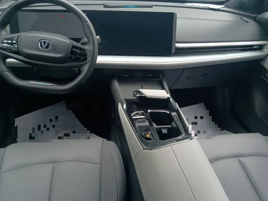 2023 ChangAn UNI-T 1.5T 188HP L4 7DCT,autocango,china used car exporter,china ev exporter,chinese used car exporter,chinese used ev exporter