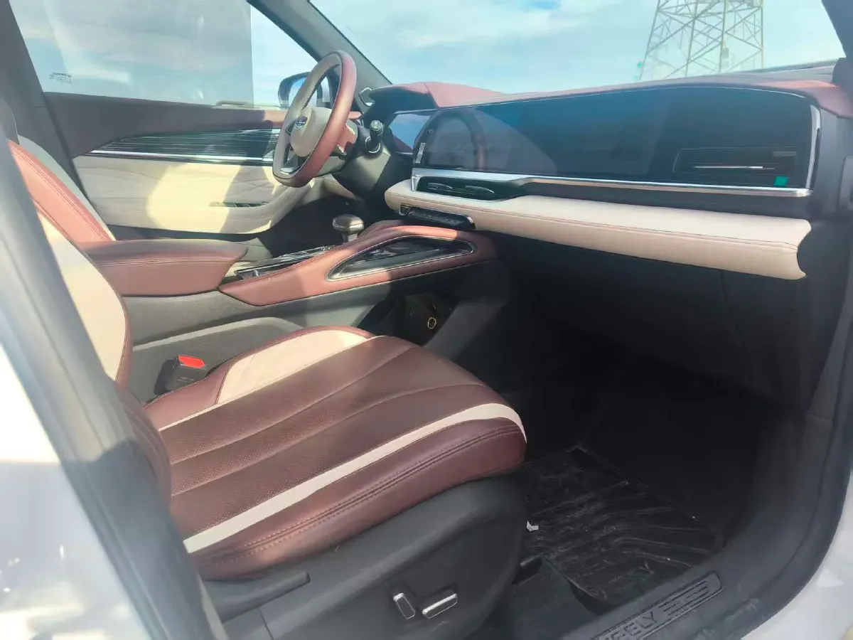 2021 Geely Monjaro 2.0T 238HP L4 8AT,autocango,china used car exporter,china ev exporter,chinese used car exporter,chinese used ev exporter