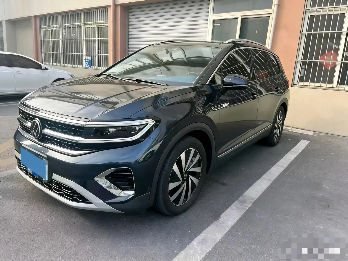 2021 Volkswagen Talagon 2.0T 220HP L4 7DCT