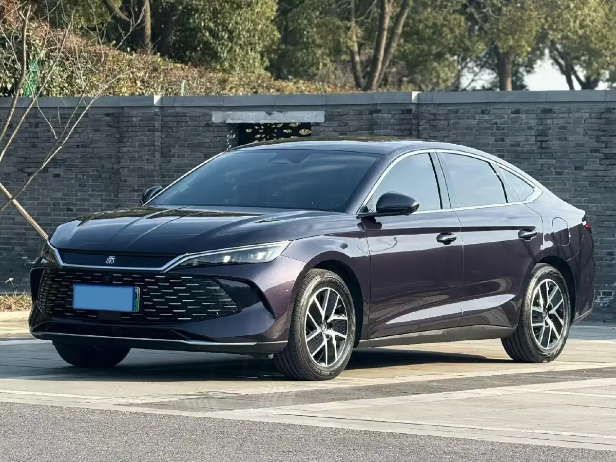 2024 BYD QinL 1.5L 101HP L4 E-CVT PHEV 15.87KWH