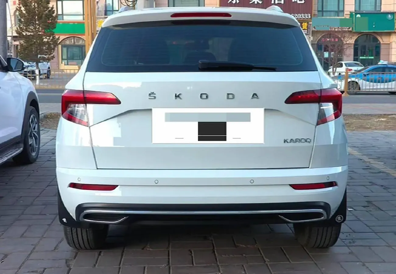 2023 Skoda Karoq 1.4T 150HP L4 7DCT,autocango,china used car exporter,china ev exporter,chinese used car exporter,chinese used ev exporter