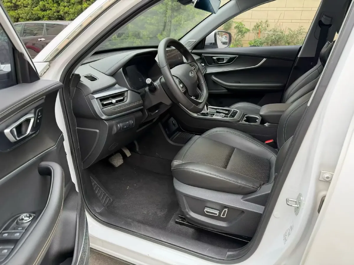 2021 Chery Tiggo 8 1.6T 197HP L4 7DCT,autocango,china used car exporter,china ev exporter,chinese used car exporter,chinese used ev exporter