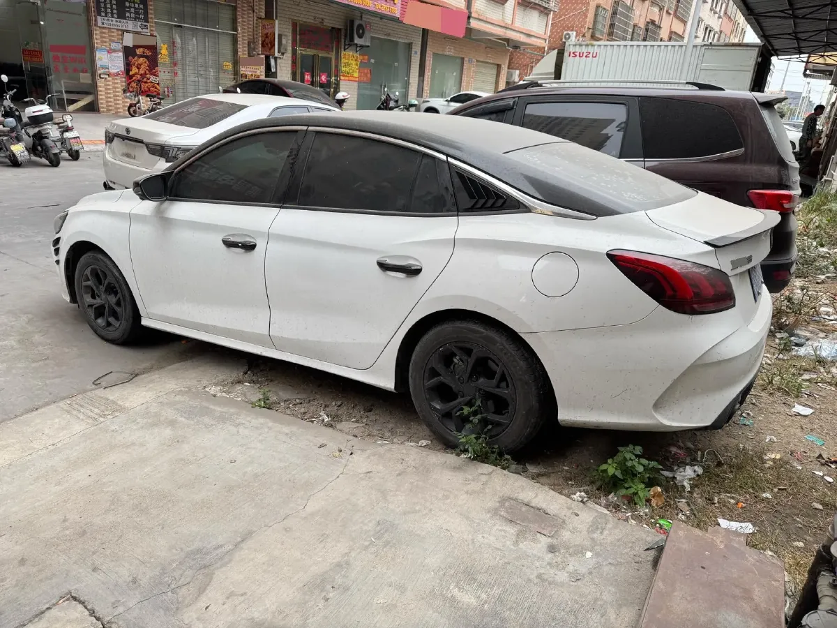2022 MG 5 1.5L 120HP L4 CVT,autocango,china used car exporter,china ev exporter,chinese used car exporter,chinese used ev exporter