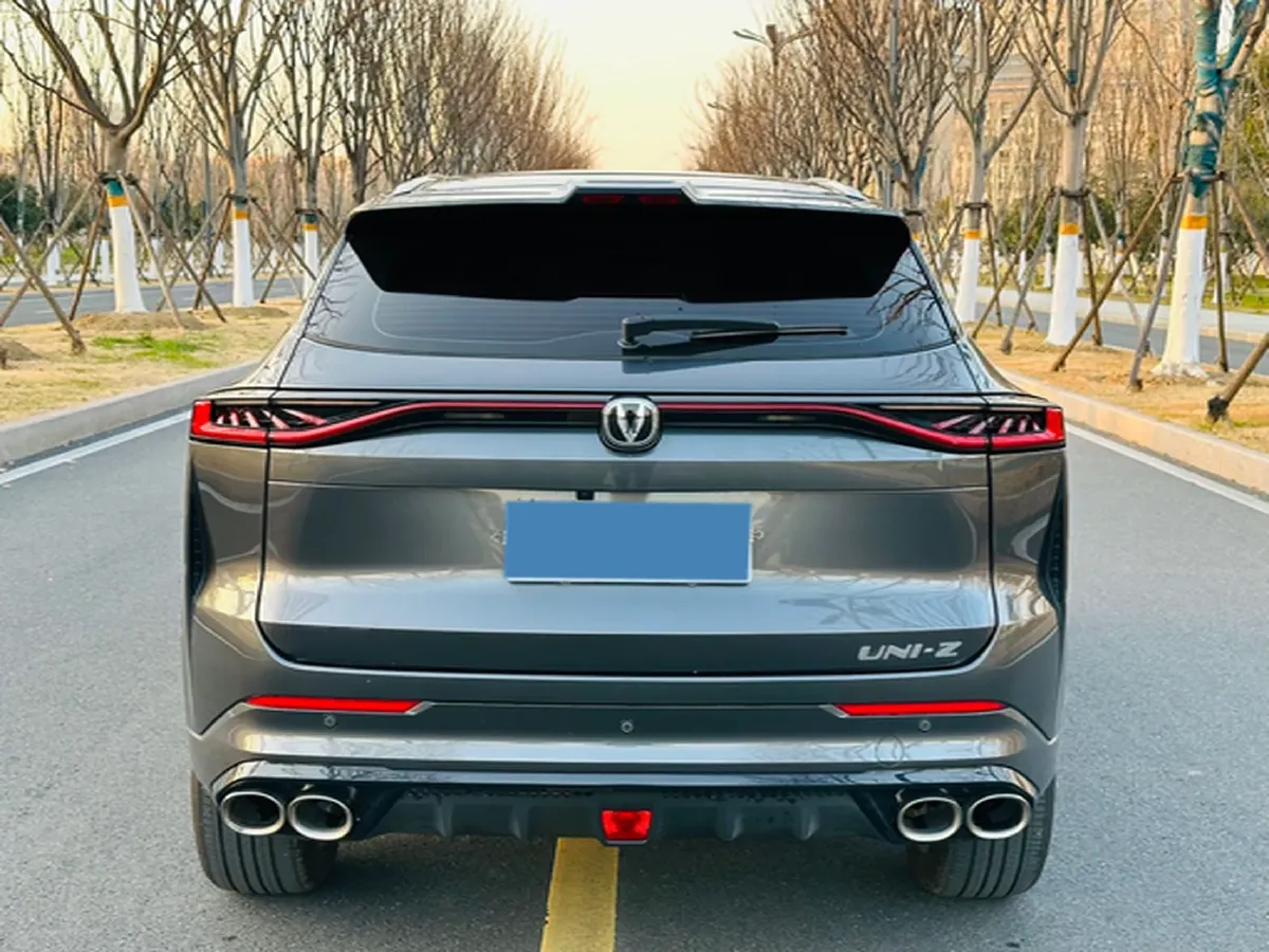 2025 ChangAn UNI-Z 1.5T 188HP L4 7DCT,autocango,china used car exporter,china ev exporter,chinese used car exporter,chinese used ev exporter
