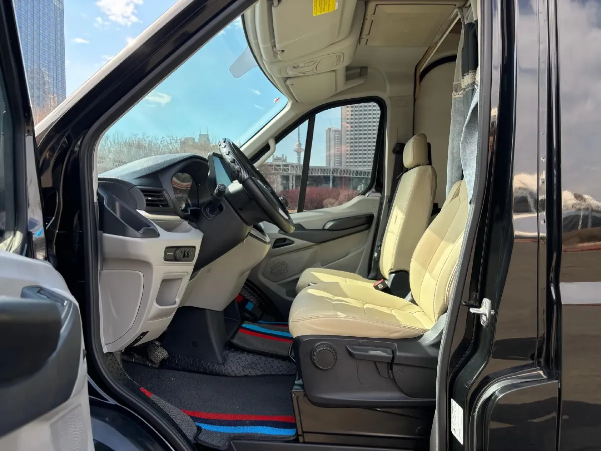 2022 MAXUS XinTu V90 2.0T 150HP L4 6AT,autocango,china used car exporter,china ev exporter,chinese used car exporter,chinese used ev exporter