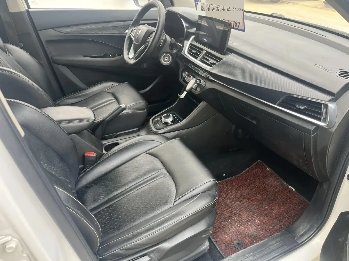 2018 BaoJun 360 1.5L 112HP L4 6MT,autocango,china used car exporter,china ev exporter,chinese used car exporter,chinese used ev exporter