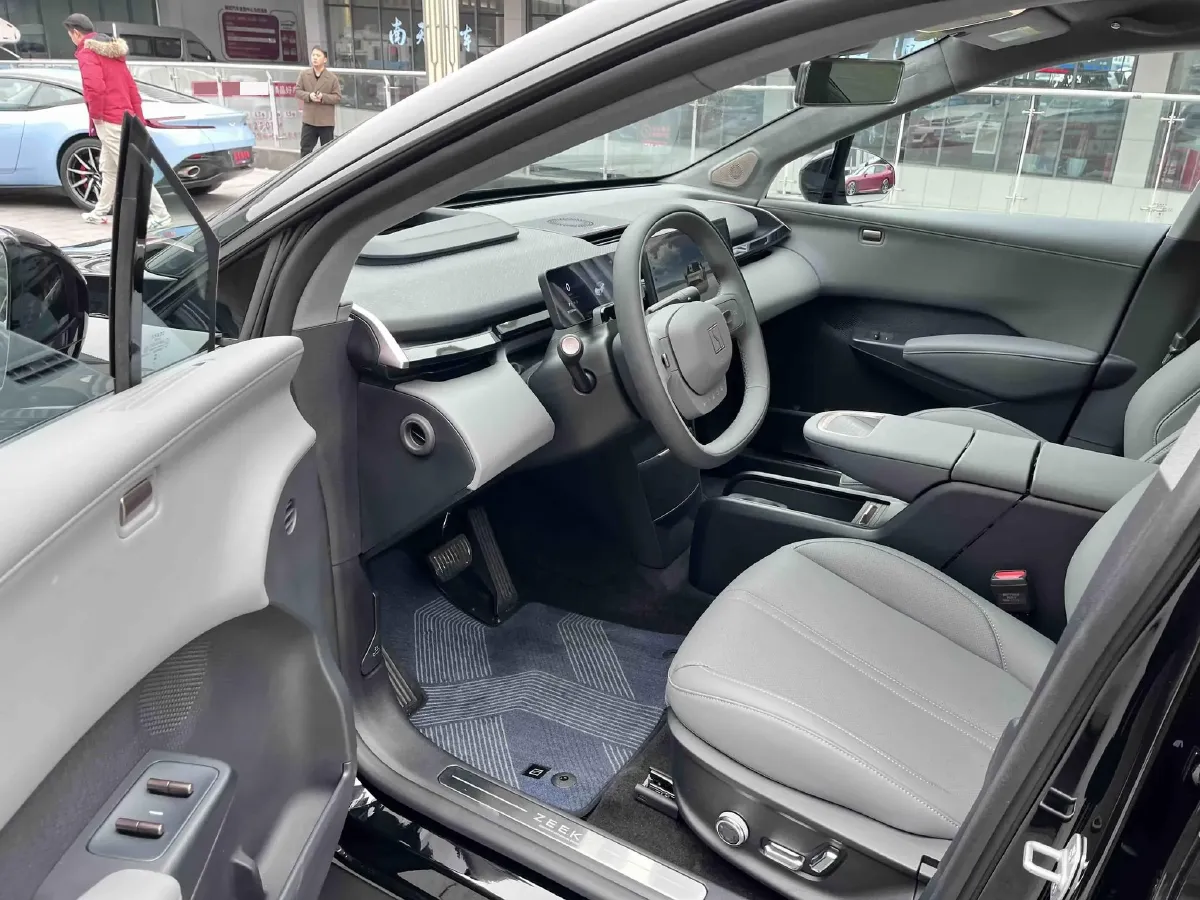 2025 Zeekr X BEV 66KWH,autocango,china used car exporter,china ev exporter,chinese used car exporter,chinese used ev exporter