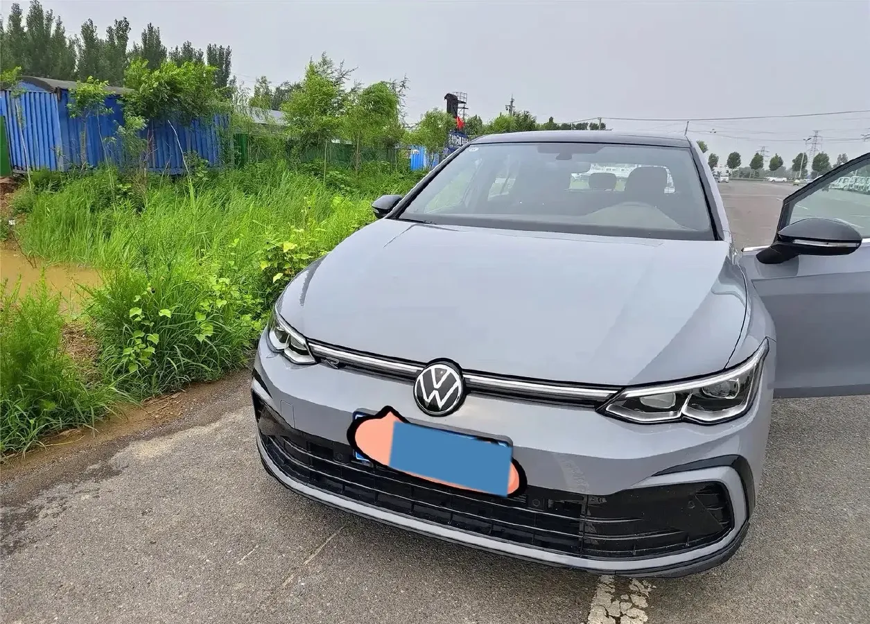 2023 Volkswagen Golf 1.4T 150HP L4 7DCT,autocango,china used car exporter,china ev exporter,chinese used car exporter,chinese used ev exporter
