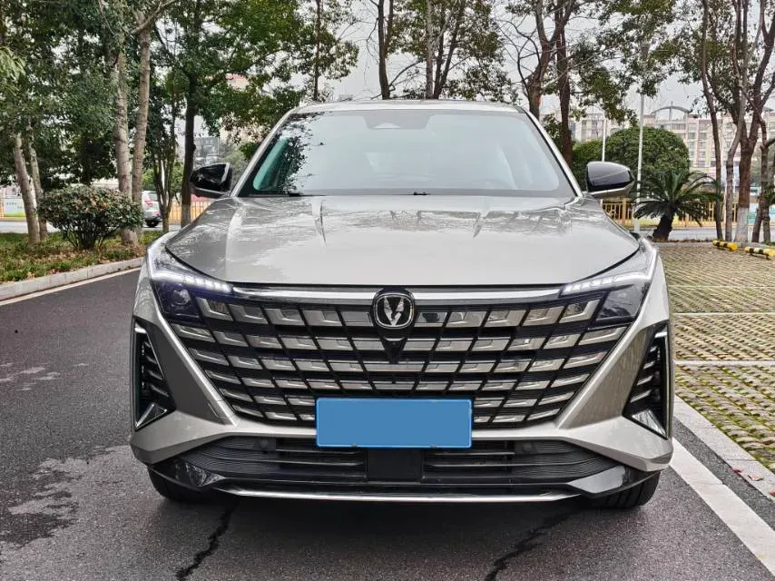 2025 ChangAn UNI-Z 1.5T 188HP L4 7DCT,autocango,china used car exporter,china ev exporter,chinese used car exporter,chinese used ev exporter