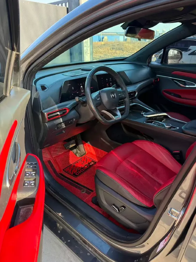 2020 ChangAn UNI-T 1.5T 180HP L4 7DCT,autocango,china used car exporter,china ev exporter,chinese used car exporter,chinese used ev exporter