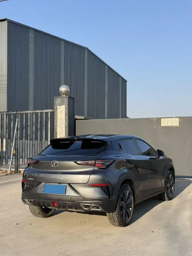 2020 ChangAn UNI-T 1.5T 180HP L4 7DCT,autocango,china used car exporter,china ev exporter,chinese used car exporter,chinese used ev exporter