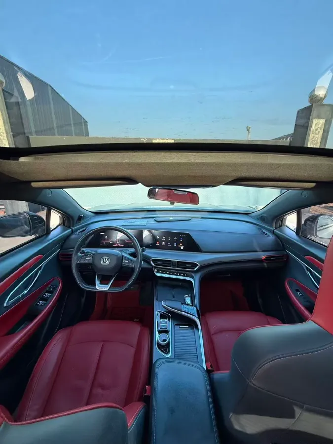 2020 ChangAn UNI-T 1.5T 180HP L4 7DCT,autocango,china used car exporter,china ev exporter,chinese used car exporter,chinese used ev exporter