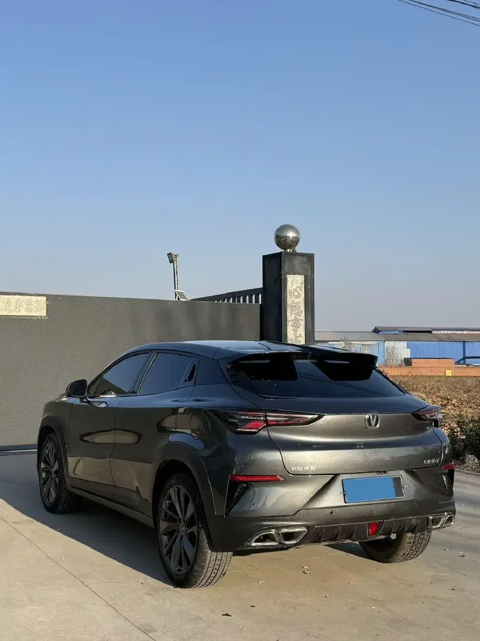 2020 ChangAn UNI-T 1.5T 180HP L4 7DCT,autocango,china used car exporter,china ev exporter,chinese used car exporter,chinese used ev exporter