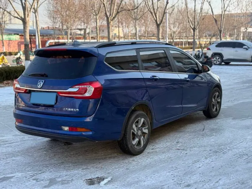 2017 BaoJun 310W 1.5L 112HP L4 6MT,autocango,china used car exporter,china ev exporter,chinese used car exporter,chinese used ev exporter