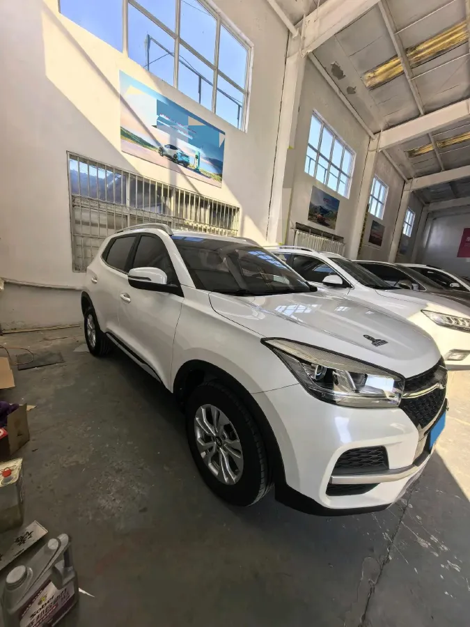 2017 Chery Tiggo 5x 1.5T 147HP L4 6MT,autocango,china used car exporter,china ev exporter,chinese used car exporter,chinese used ev exporter
