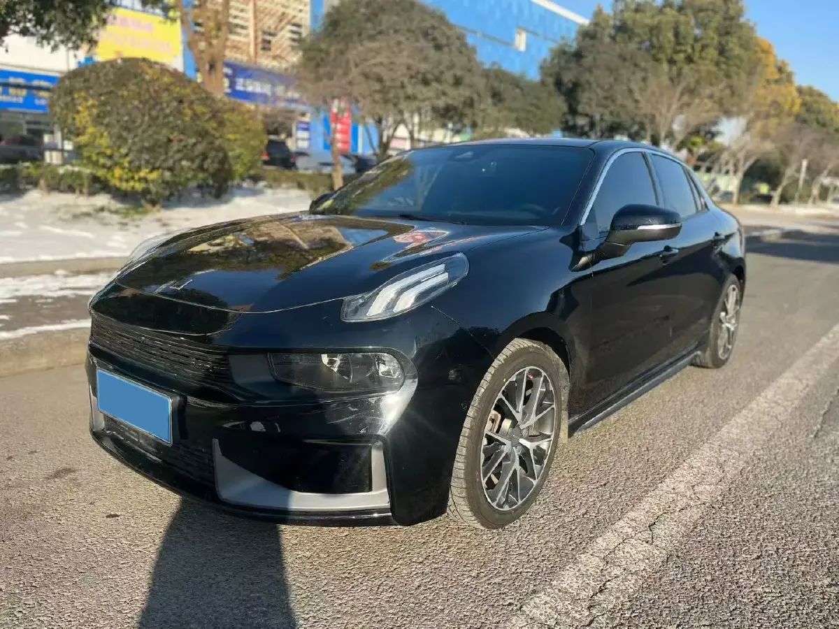 2021 LYNK&CO 03 2.0T 190HP L4 6AT