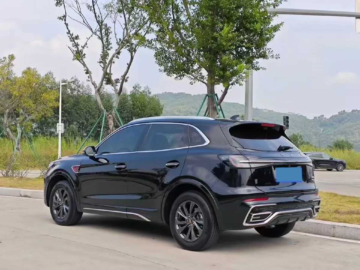 2023 HongQi HS5 2.0T 252HP L4 8AT,autocango,china used car exporter,china ev exporter,chinese used car exporter,chinese used ev exporter