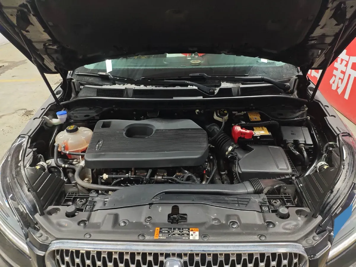 2021 Lincoln Corsair 2.0T 245HP L4 8AT,autocango,china used car exporter,china ev exporter,chinese used car exporter,chinese used ev exporter