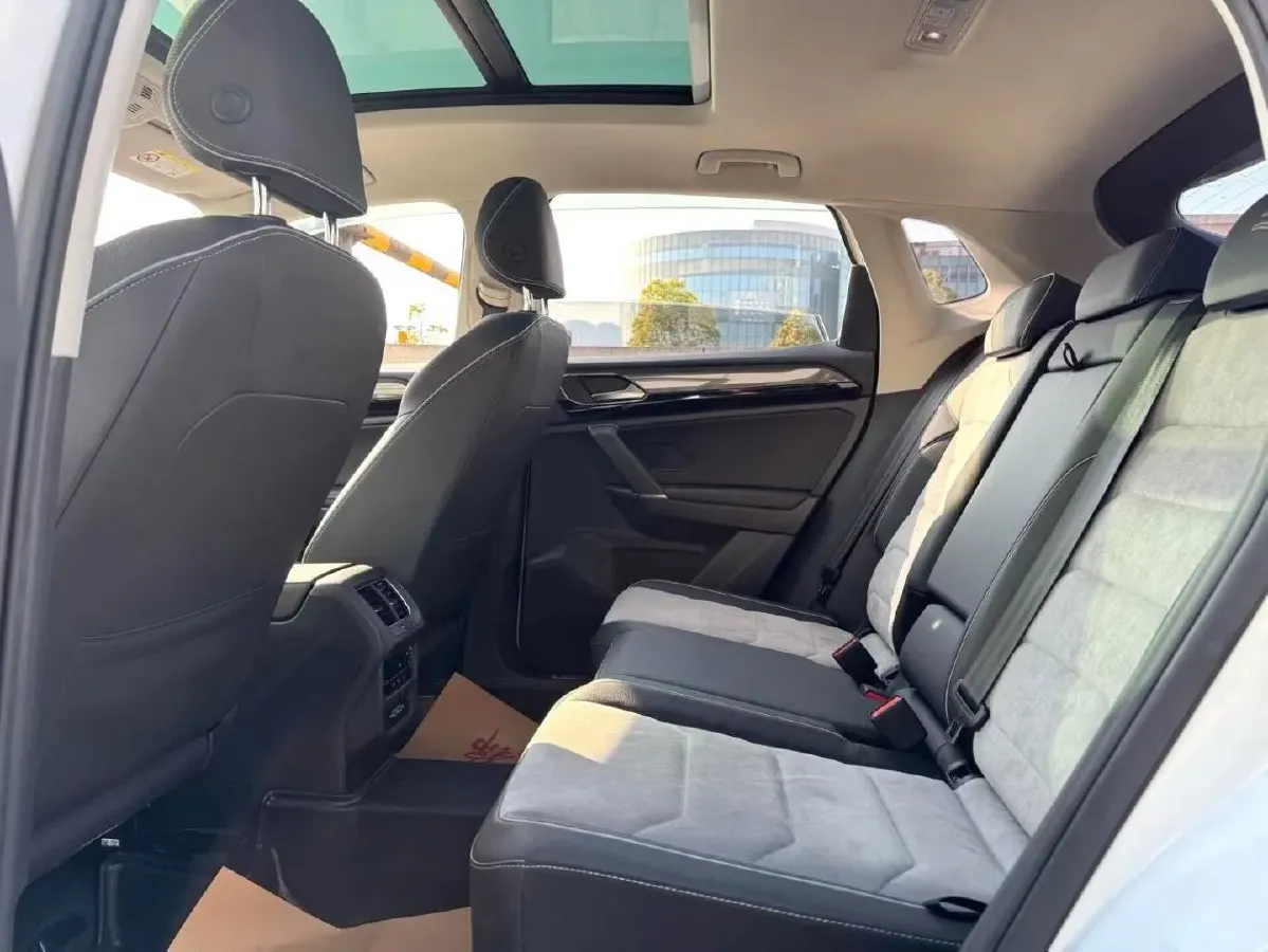 2020 Volkswagen Tayron X 2.0T 186HP L4 7DCT,autocango,china used car exporter,china ev exporter,chinese used car exporter,chinese used ev exporter