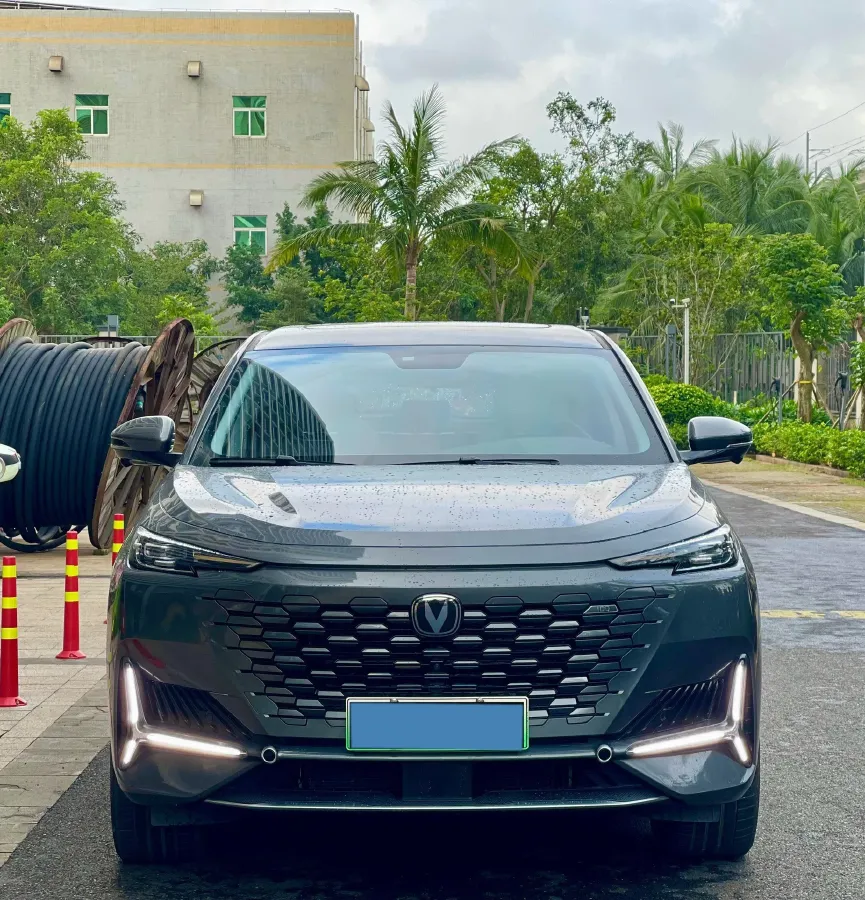 2023 ChangAn UNI-K iDD 1.5T 170HP L4 6TCT PHEV 28.39KWH,autocango,china used car exporter,china ev exporter,chinese used car exporter,chinese used ev exporter