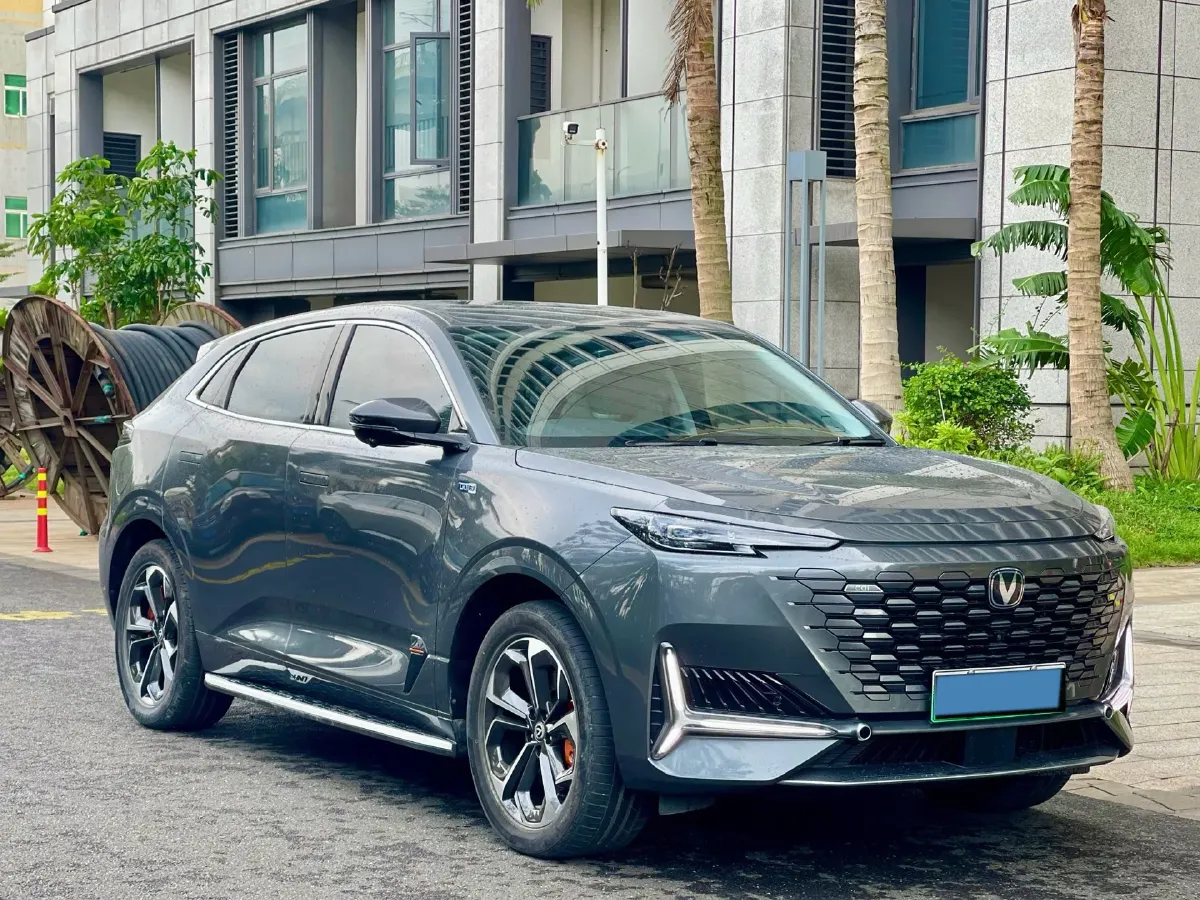 2023 ChangAn UNI-K iDD 1.5T 170HP L4 6TCT PHEV 28.39KWH,autocango,china used car exporter,china ev exporter,chinese used car exporter,chinese used ev exporter