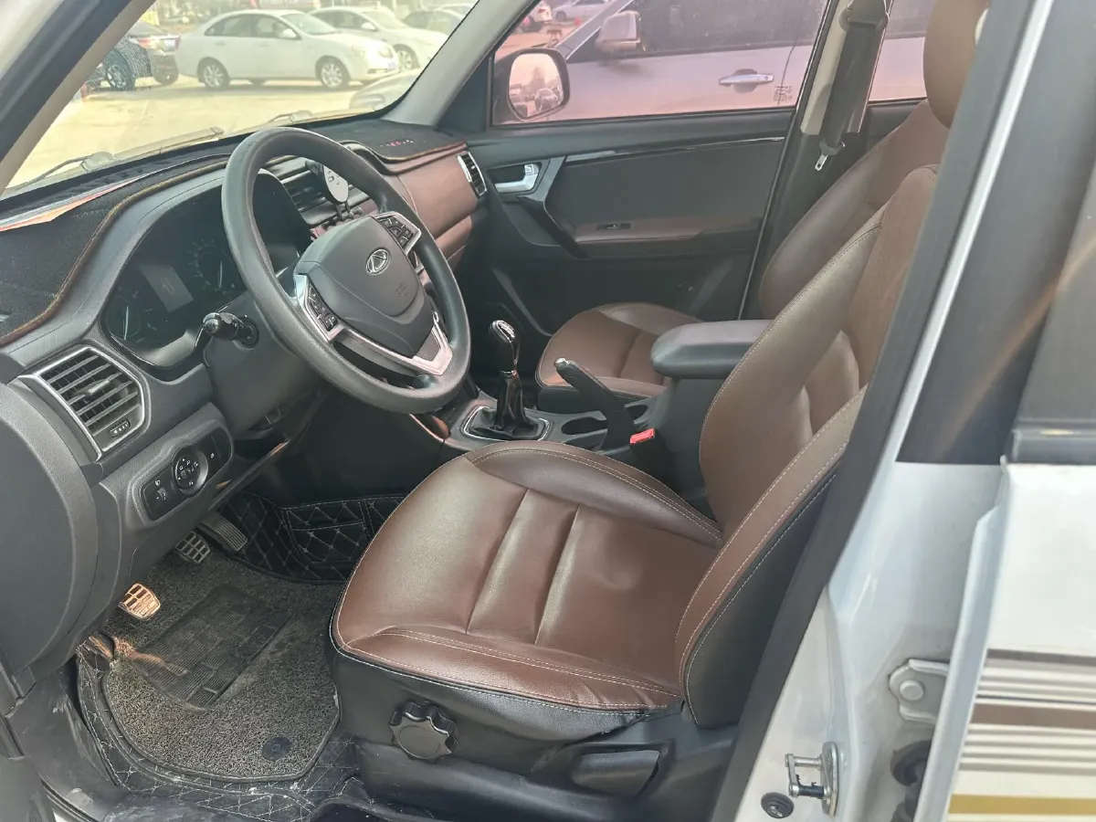 2018 Chery Tiggo 3 1.6L 126HP L4 5MT,autocango,china used car exporter,china ev exporter,chinese used car exporter,chinese used ev exporter