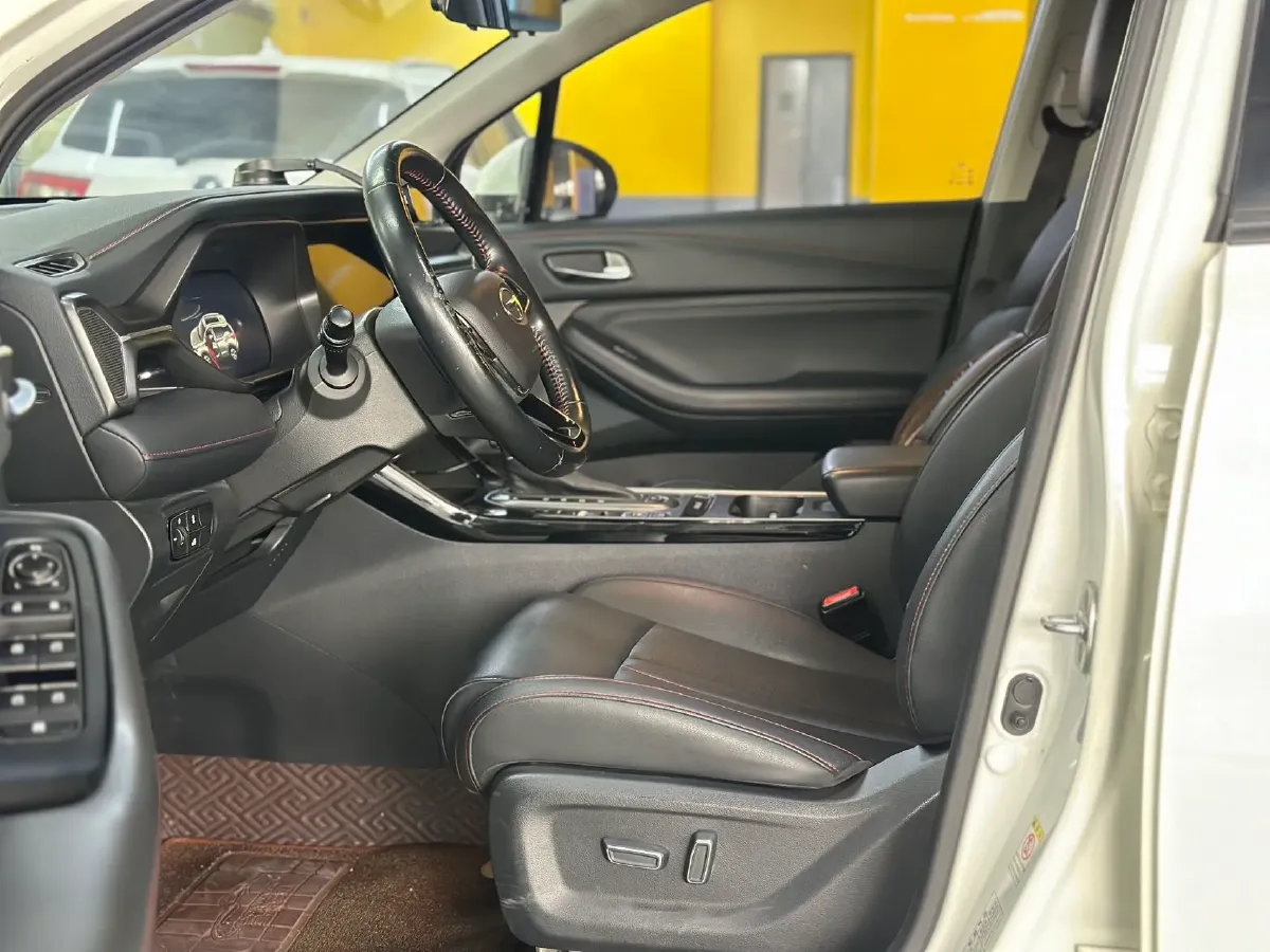 2020 GAC Trumpchi GS4 1.5T 169HP L4 6AT,autocango,china used car exporter,china ev exporter,chinese used car exporter,chinese used ev exporter