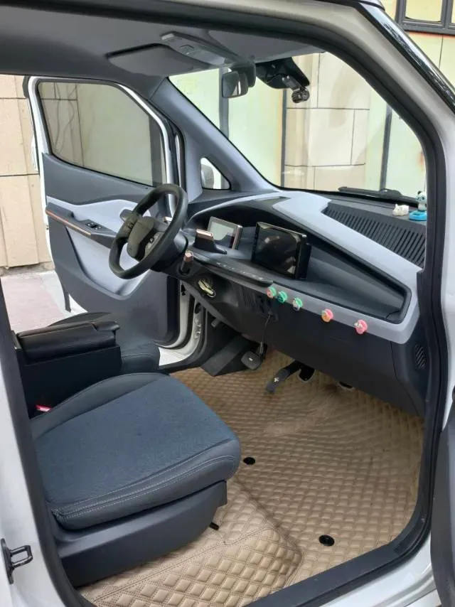 2020 BaoJun E200 BEV 28KWH,autocango,china used car exporter,china ev exporter,chinese used car exporter,chinese used ev exporter