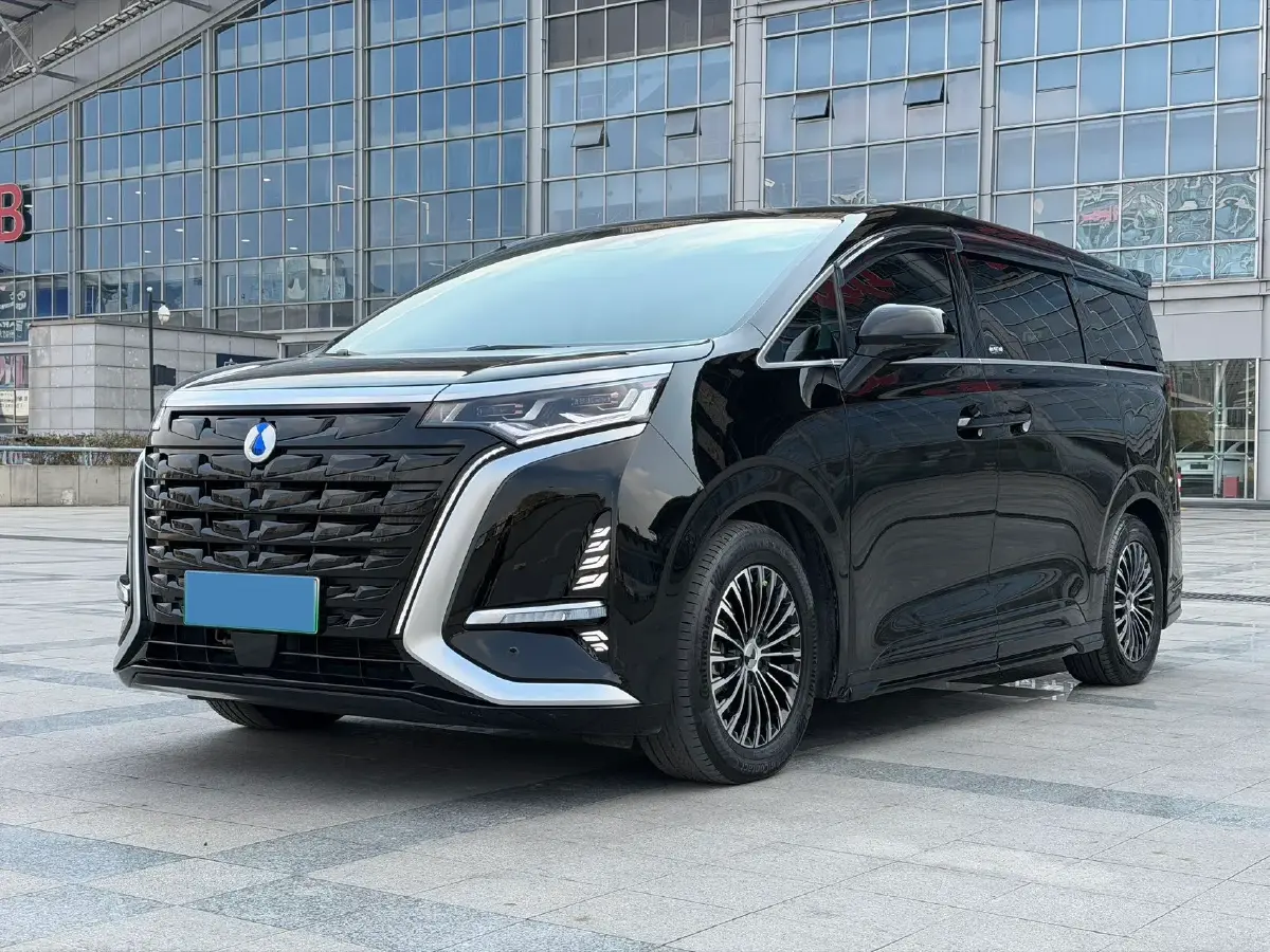 2024 Denza D9 1.5T 139HP L4 E-CVT PHEV 40KWH