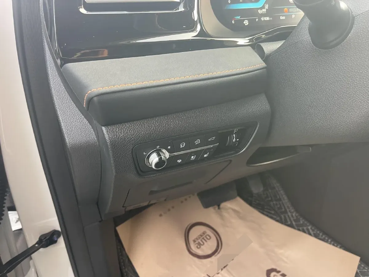 2024 ChangAn X7 PLUS 1.5T 188HP L4 7DCT,autocango,china used car exporter,china ev exporter,chinese used car exporter,chinese used ev exporter