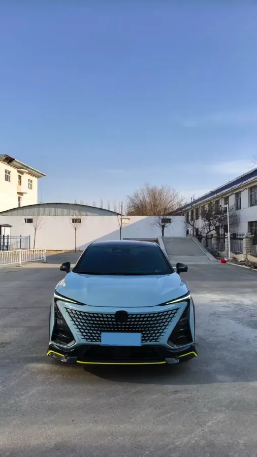 2022 ChangAn UNI-T 2.0T 233HP L4 8AT,autocango,china used car exporter,china ev exporter,chinese used car exporter,chinese used ev exporter